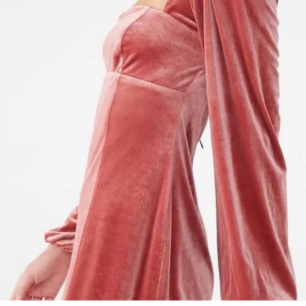 NWOT F21 Velvet Cutout Pink Puff Sleeve Mini Dress - Picture 5 of 10